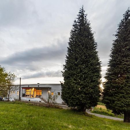 Albergue Espiritu Xacobeo O Pedrouzo Eksteriør billede