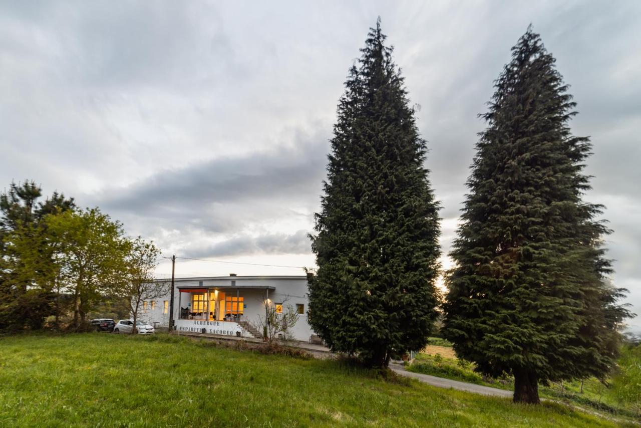 Albergue Espiritu Xacobeo O Pedrouzo Eksteriør billede