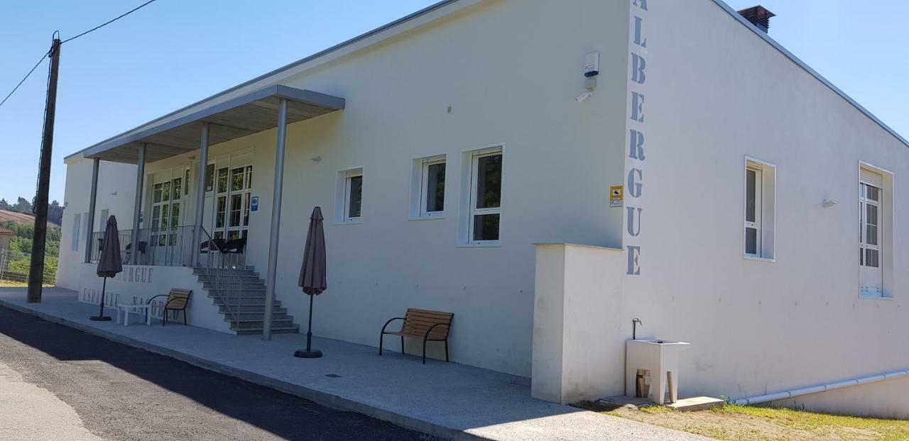 Albergue Espiritu Xacobeo O Pedrouzo Eksteriør billede